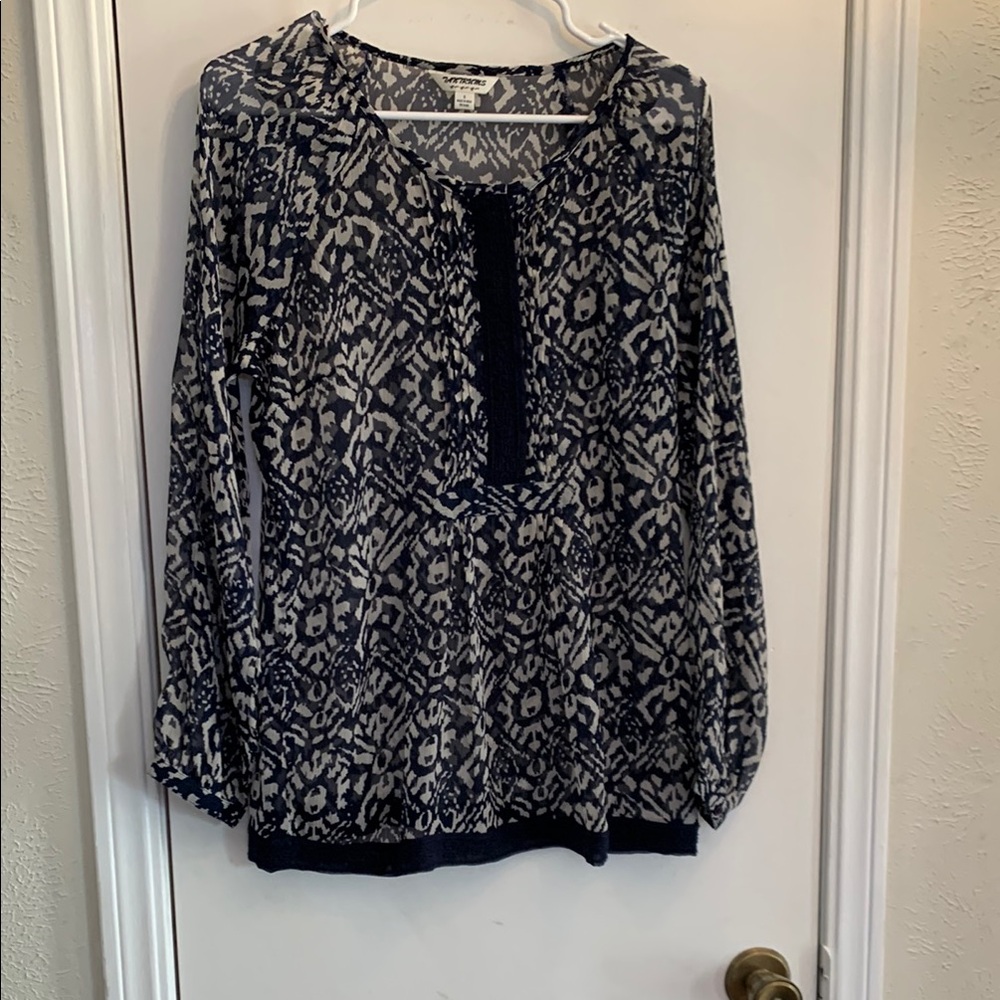 Navy and White Buttoned Blouse with Peter Pan Collar